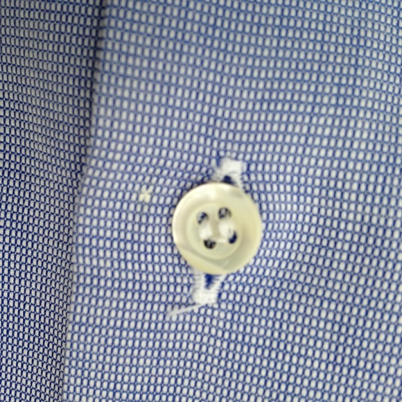 men's Giorgio Armani shirt, size 16 1/2 / 42 R - Picture 5 of 7